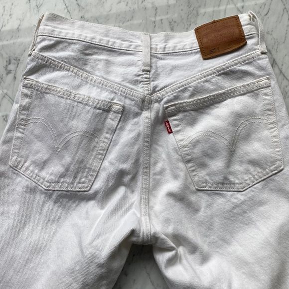 Levi's 501 White Distressed Denim Jeans - Picture 7 of 14